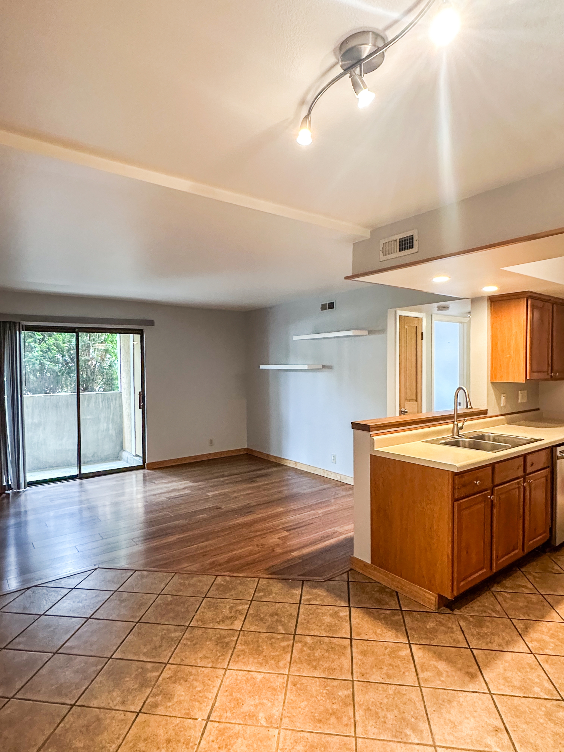 7204 S Station Creek Way - 1